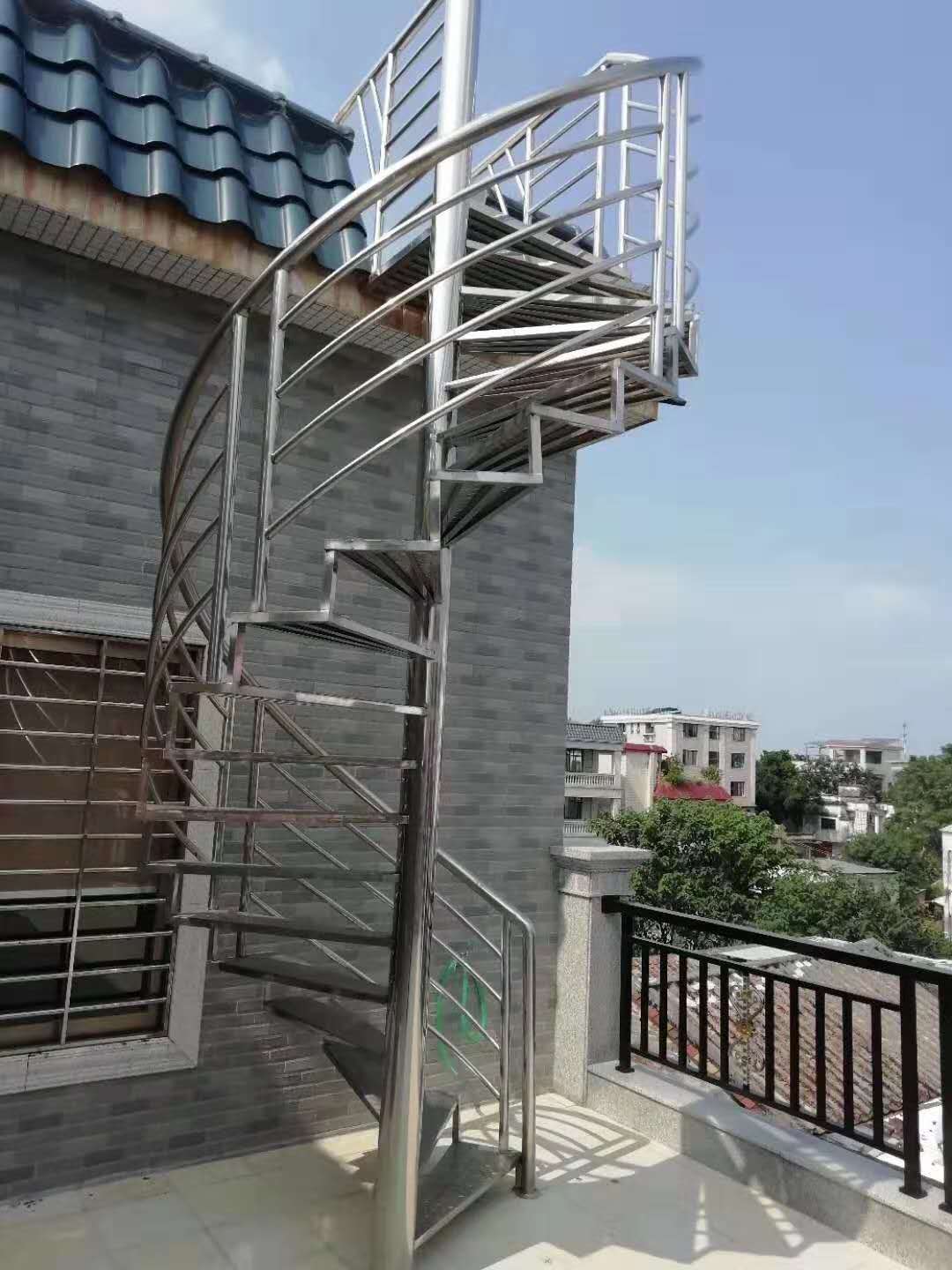 b94e182cff8b957c2a00de33295638c.jpg b94e182cff8b957c2a00de33295638c.jpg